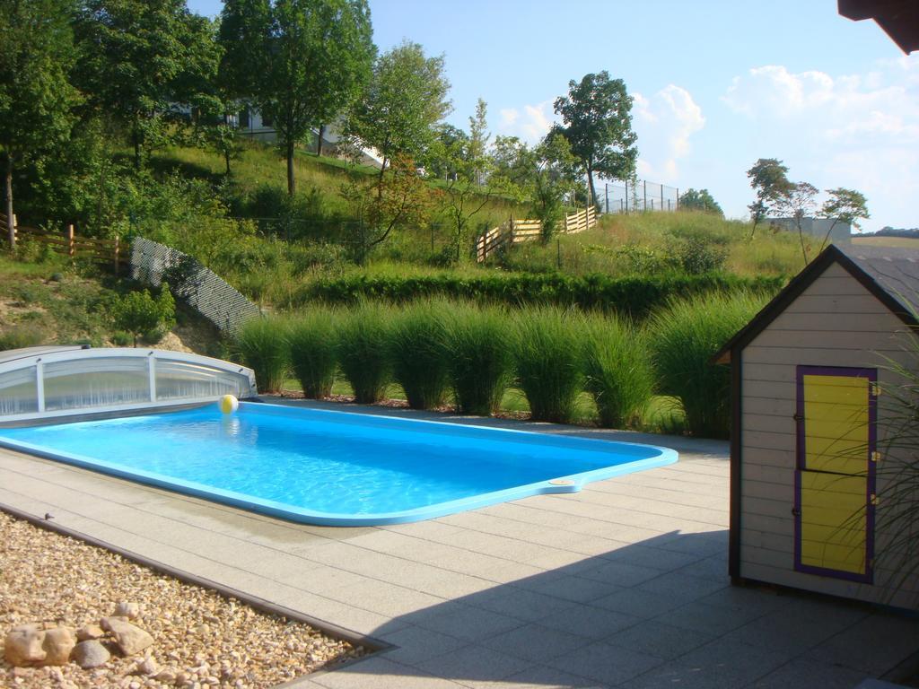 Apartmán Kurdějov Hustopeče Habitación foto